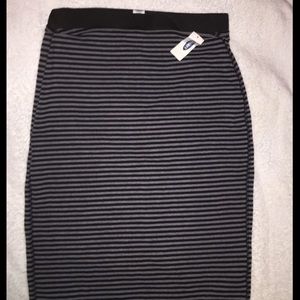 Old Navy Skirts - ❤️NWT! OLD NAVY Women’s Size XS Pencil Skirt Old Navy Skirts - ❤️NWT! OLD NAVY Women’s Size XS Pencil Skirt